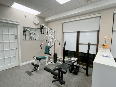 #clinic #treatment #wellnesscenter #massagetherapist #chiropractic #physiotherapist #Osteopathy#othotics  #Chiropractic #Mississauga #AHCWELLNESSCLINIC