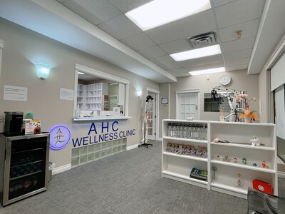 #clinic #treatment #wellnesscenter #massagetherapist #chiropractic #physiotherapist #Osteopathy#othotics  #Chiropractic #Mississauga #AHCWELLNESSCLINIC